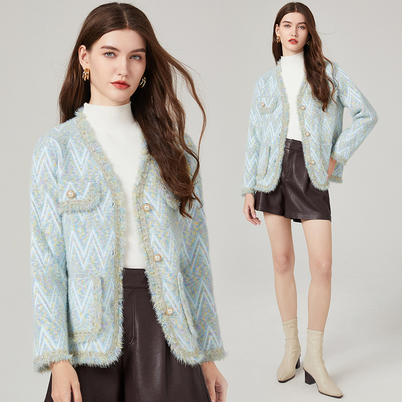 Fashion and elegant tassels sweater light luxury cardigan