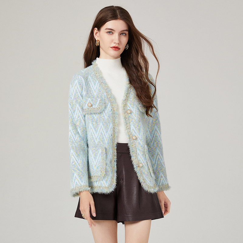 Fashion and elegant tassels sweater light luxury cardigan