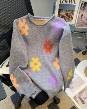 Autumn and winter show young tops flowers sweater