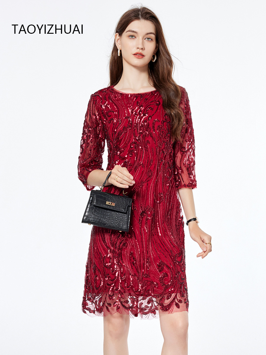Fat large yard embroidered fashion catwalk dress for women