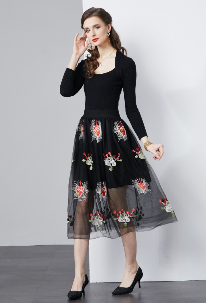 Embroidery black skirt gauze sweater 2pcs set