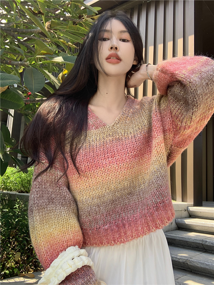 Slim lazy long sleeve V-neck gradient pullover loose sweater