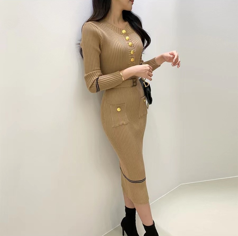Package hip elasticity winter bottoming dress