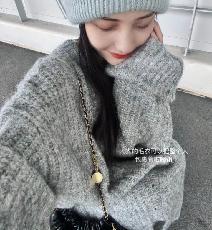 Loose knitted winter long colors sweater for women