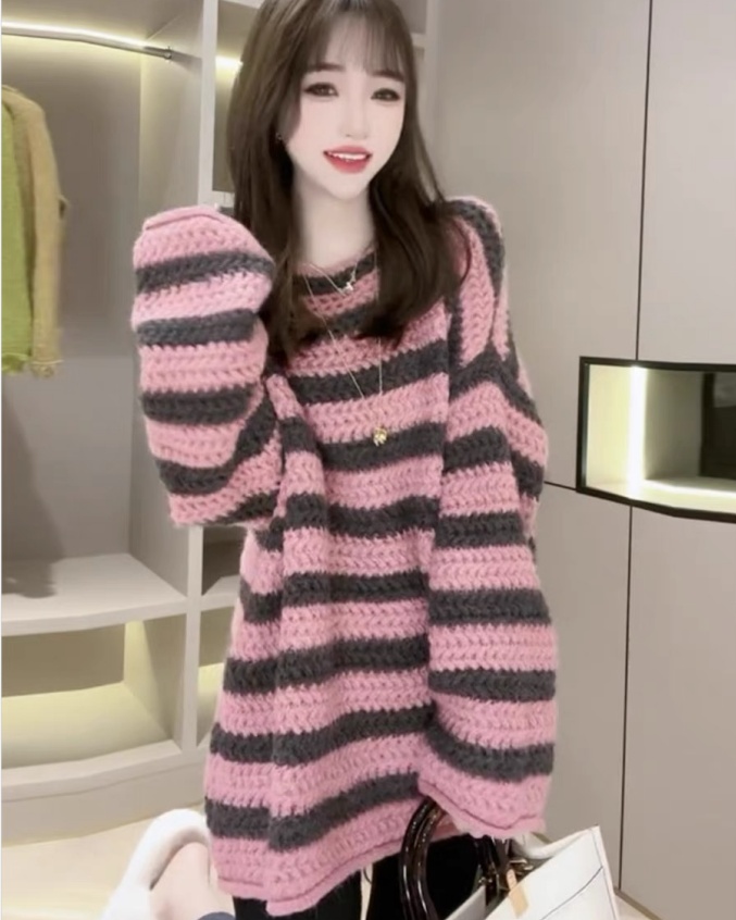 Fat stripe large yard autumn and winter sweater for women