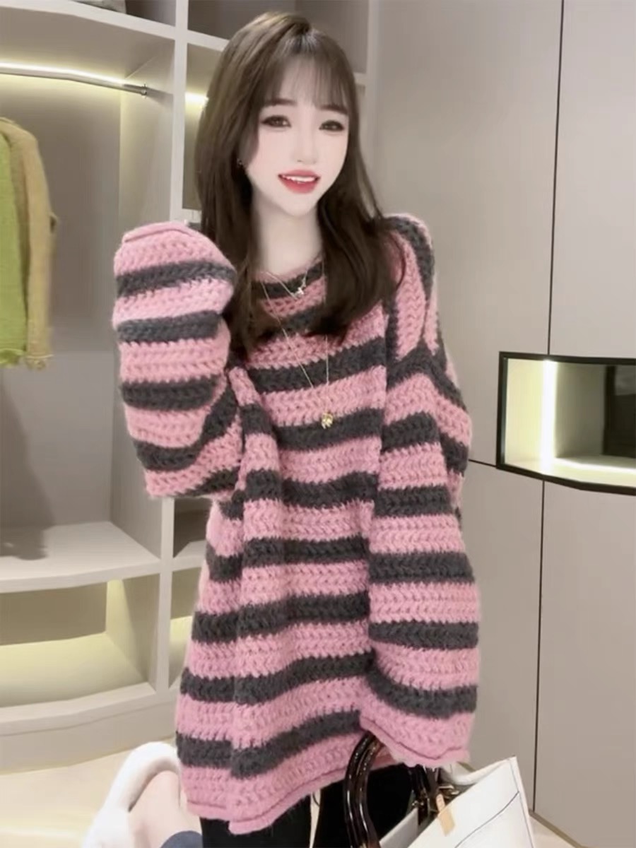 Fat stripe large yard autumn and winter sweater for women