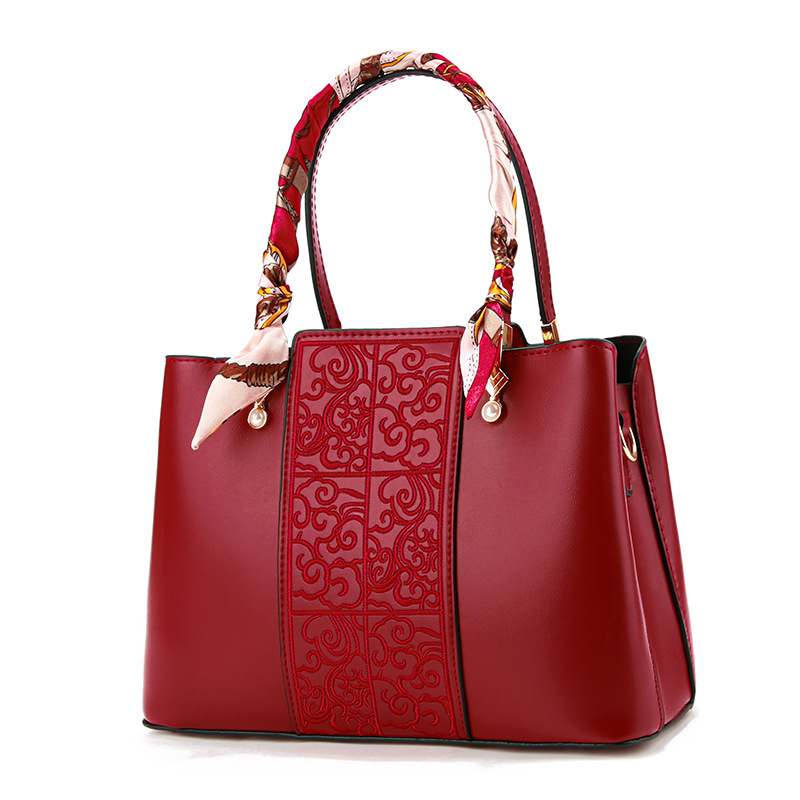 High capacity bride handbag red wedding bag
