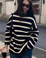 Loose knitted round neck tops lazy retro stripe sweater
