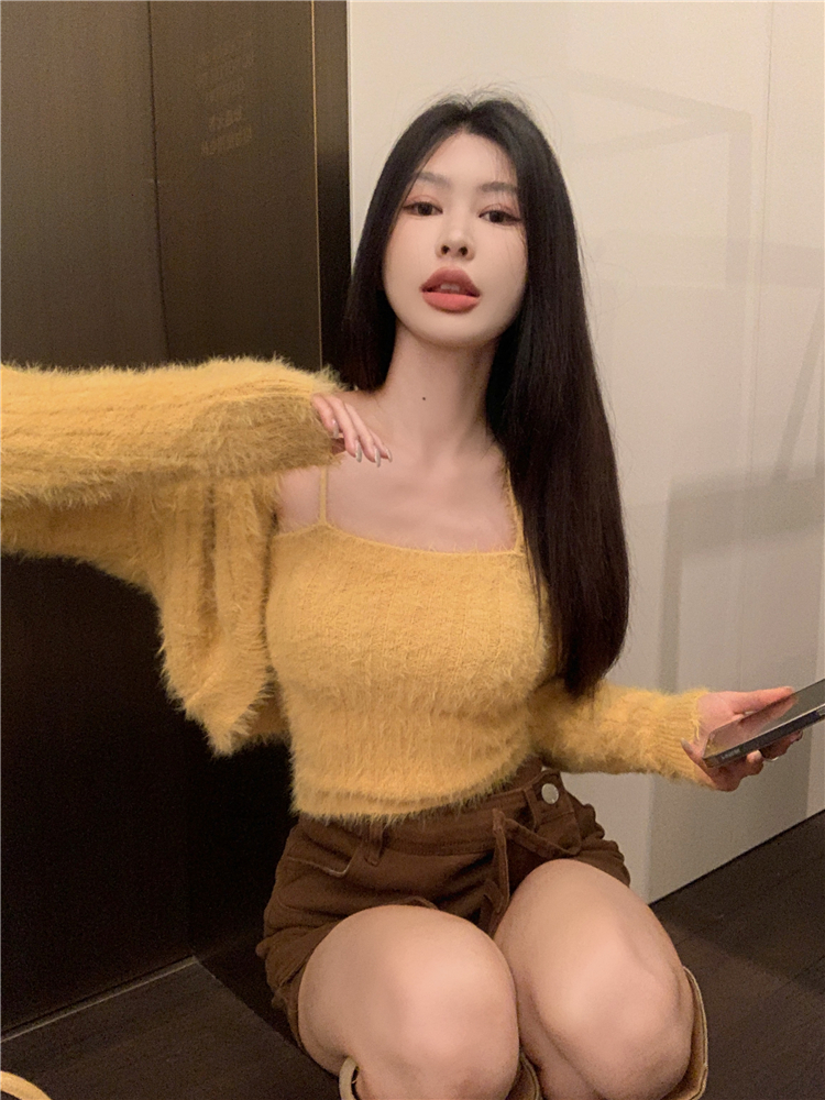 Knitted short tops hairy cardigan 2pcs set for women