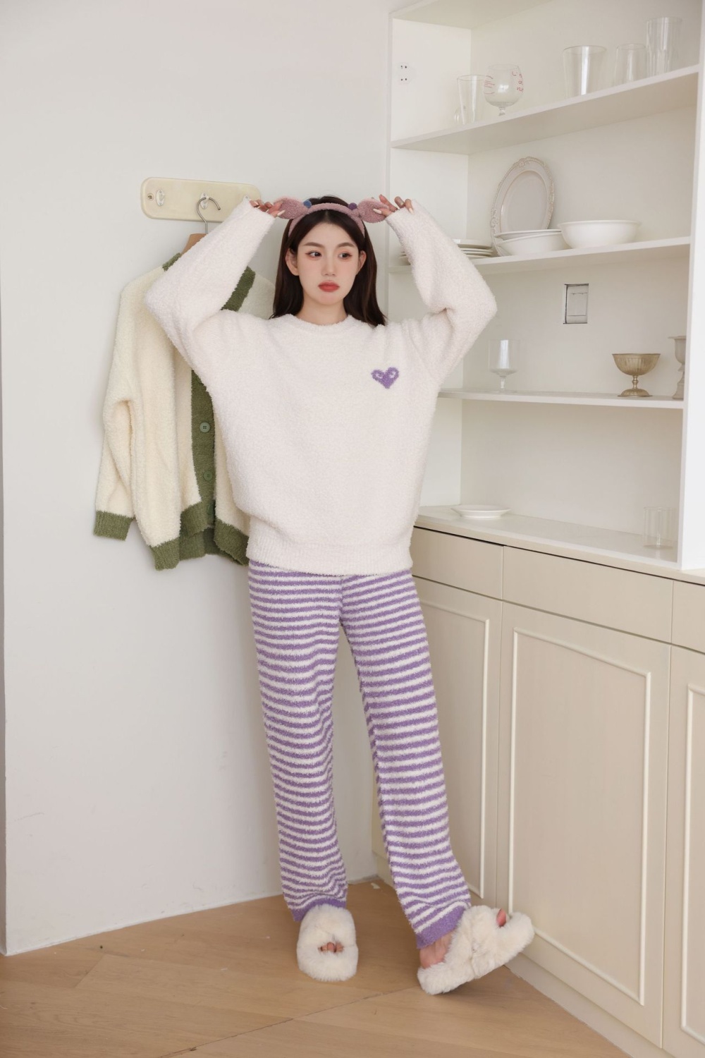 Thermal coral velvet simple pajamas for women