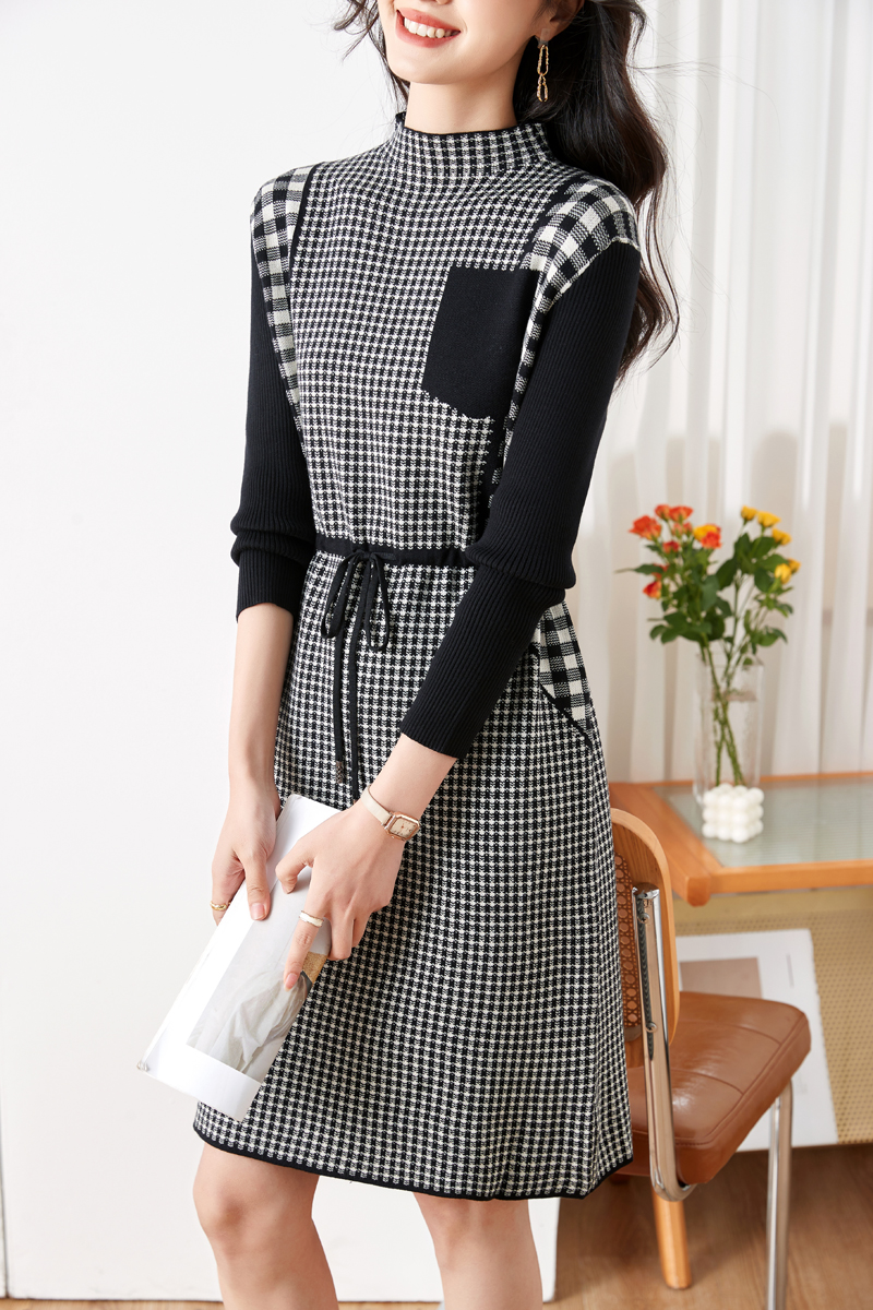Autumn and winter long sleeve overcoat knitted sweater dress
