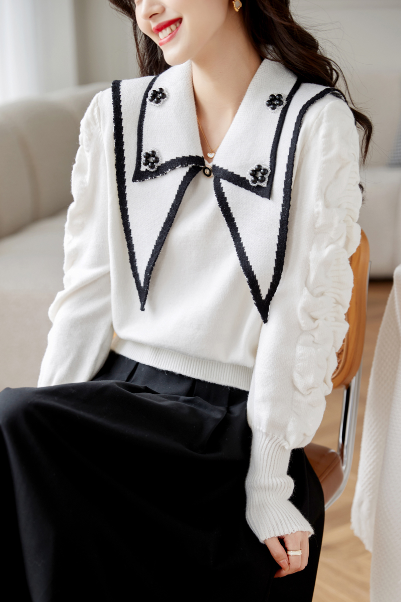 Loose autumn and winter sweater tender tops for women