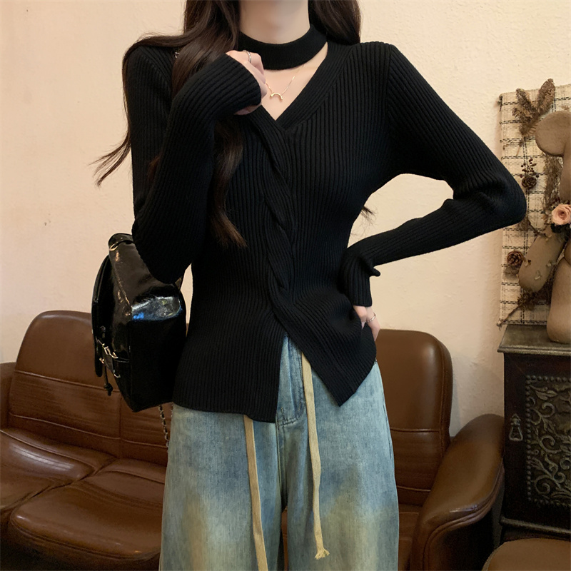 Inside the ride bottoming shirt clavicle sweater for women