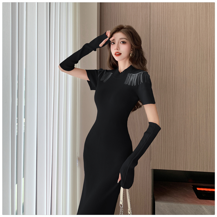 Western style autumn and winter dress for women