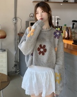 Flowers short crimping stereoscopic sweater