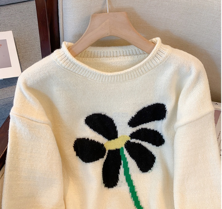 Loose cashmere Korean style flowers sweater for women
