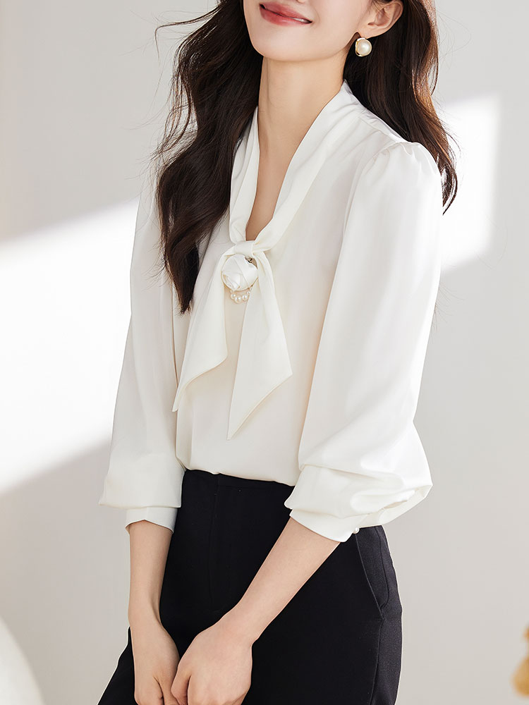 Autumn white rose decoration slim shirt for women