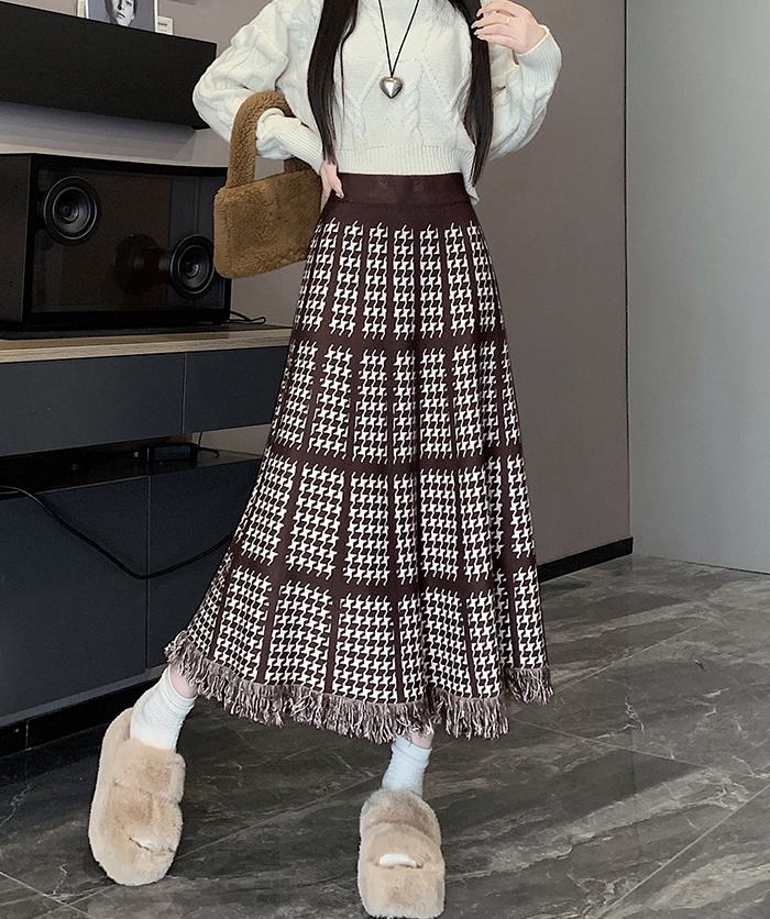 Korean style knitted tassel bag long skirt for women
