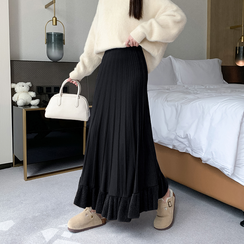 Big skirt pleated A-line knitted skirt