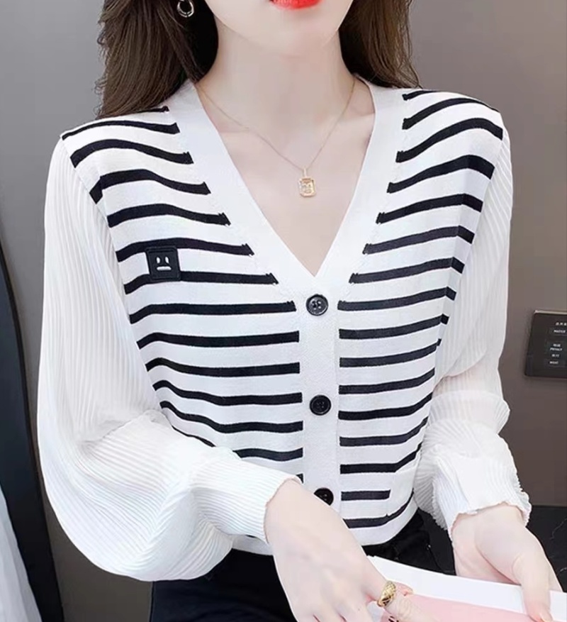 Bottoming spring T-shirt knitted small shirt