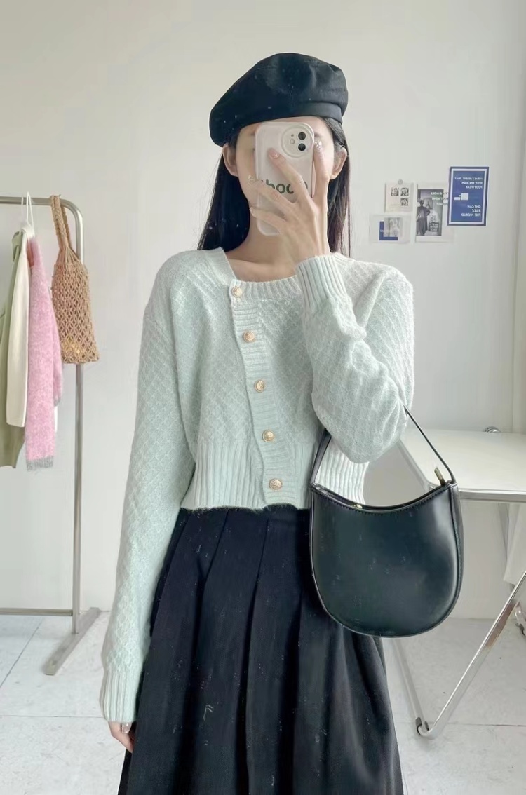 Tender autumn and winter long sleeve sweater for women