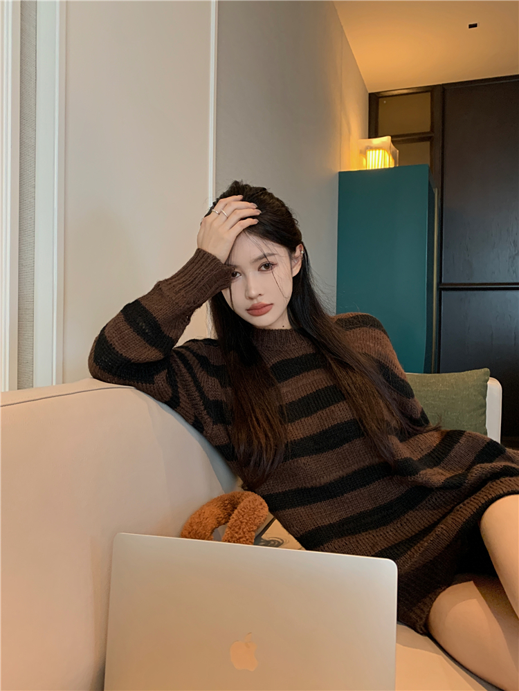 Stripe lazy loose sweater knitted maiden tops