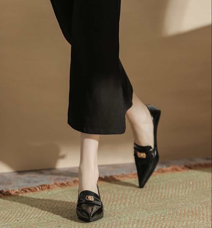 Commuting pointed high-heeled shoes for women