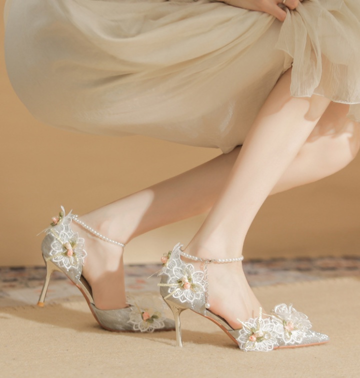 Flowers pearl wedding shoes lace pointed shoes for women