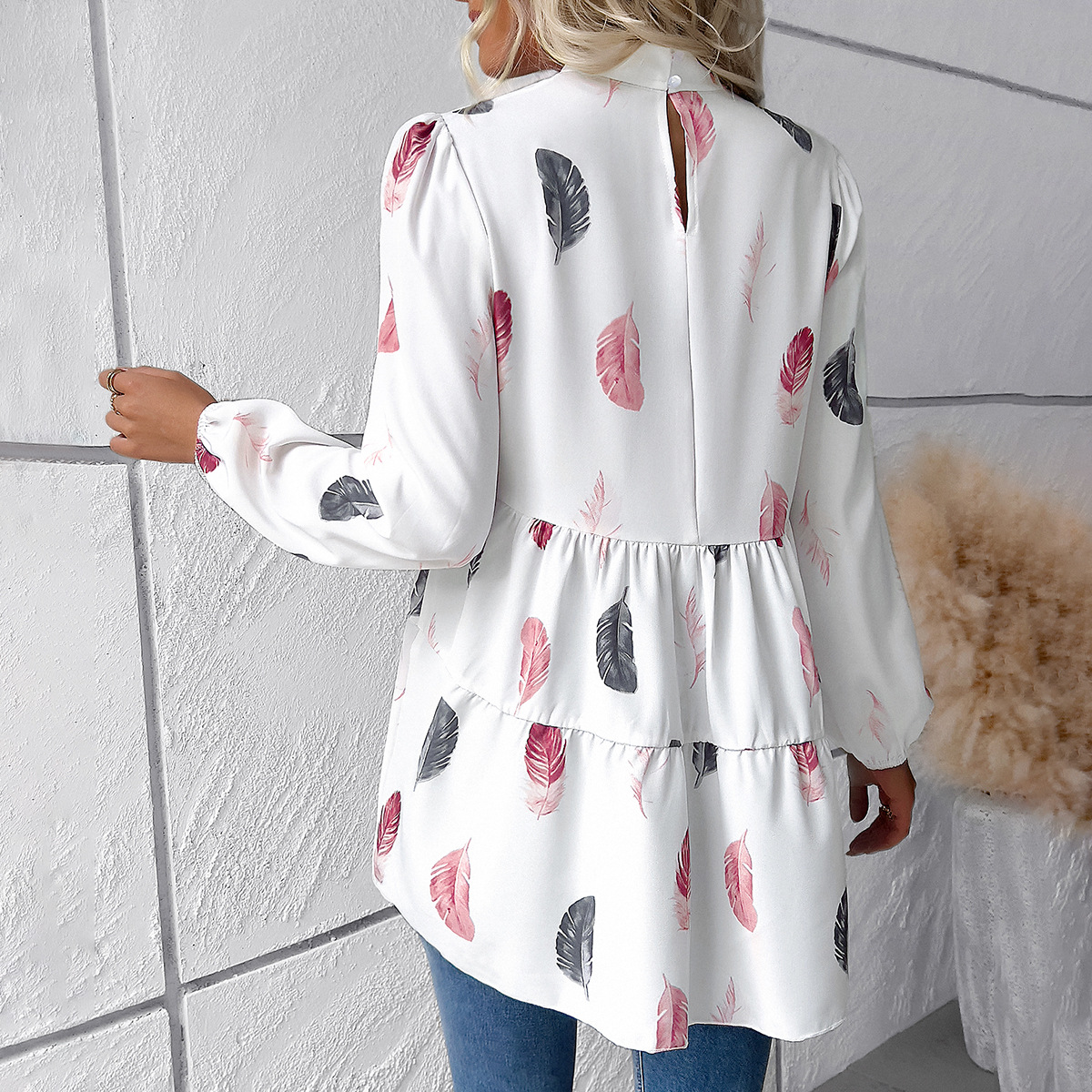 Autumn and winter commuting printing shirt for women