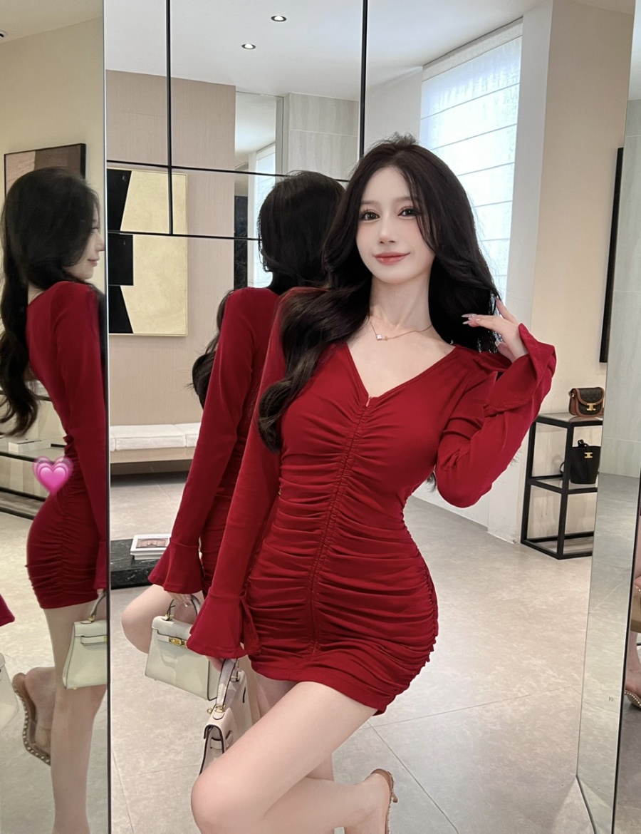 Sexy fashion trumpet sleeves low-cut package hip slim dress