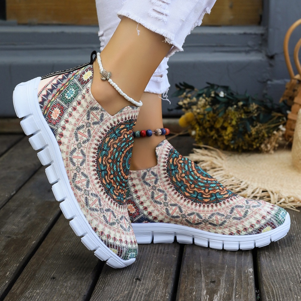 Large yard breathable lazy shoes flowers European style shoes