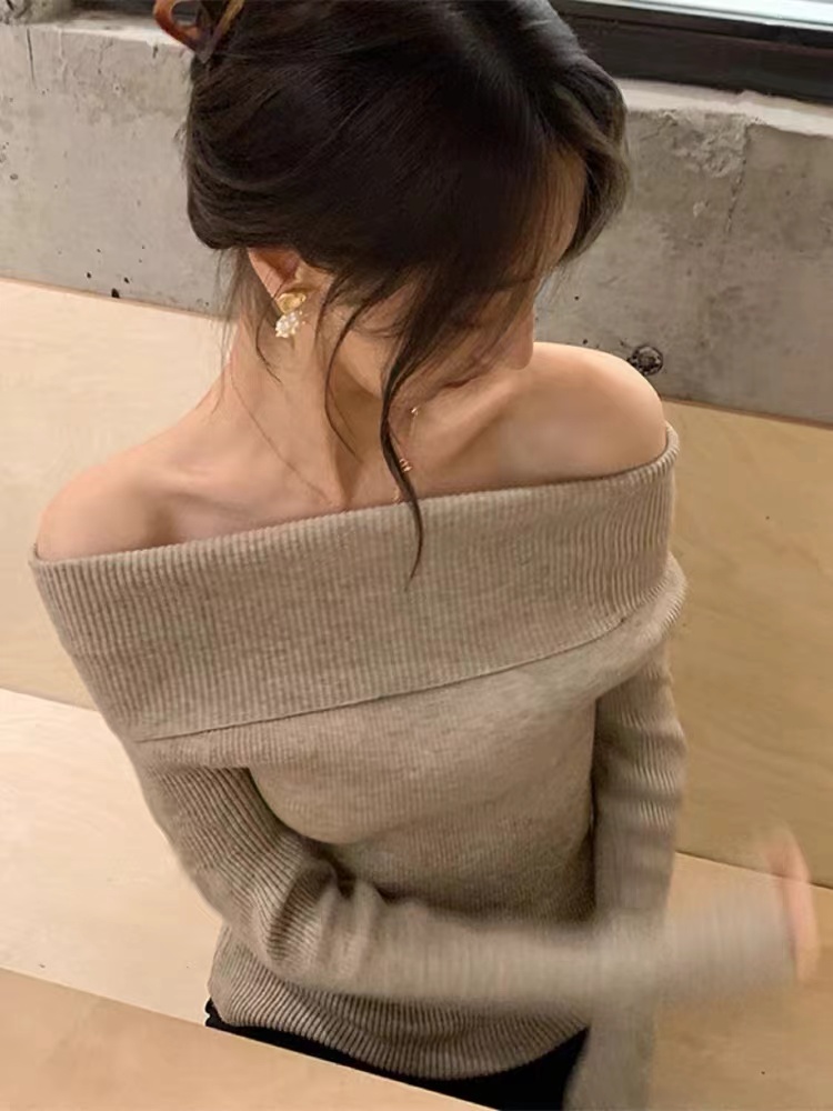 Flat shoulder tops spring bottoming shirt for women