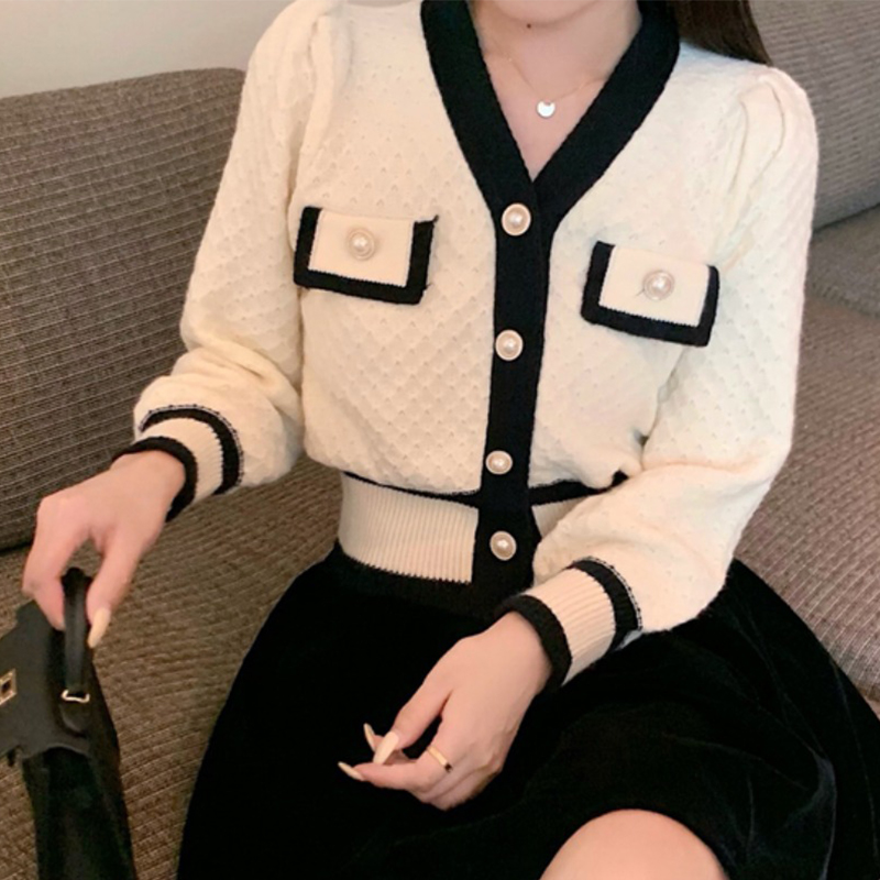 Long sleeve buckle autumn and winter coat unique knitted tops