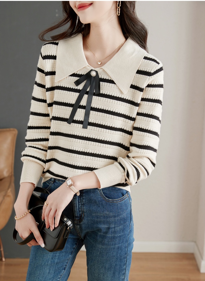 Loose stripe inside the ride tops chanelstyle thick sweater