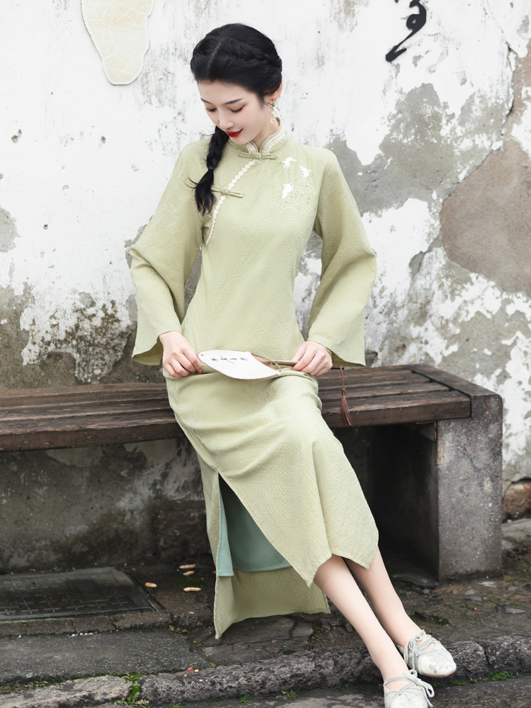 Jacquard cheongsam embroidery dress