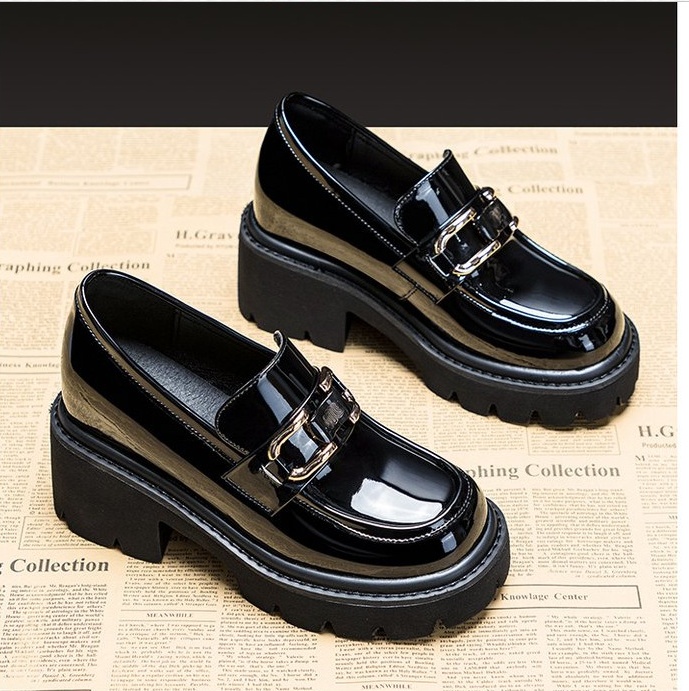 Patent leather leather shoes autumn shoes for women