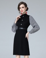 Waistband stitching slim knitted long sleeve pleated dress
