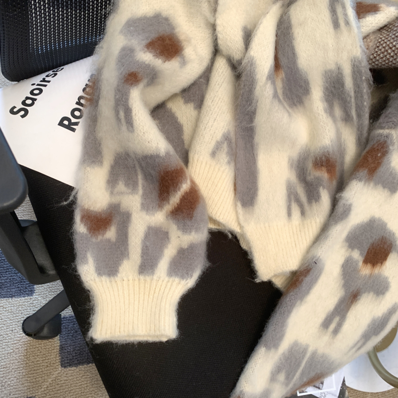 Autumn and winter lazy sweater loose leopard shawl 2pcs set