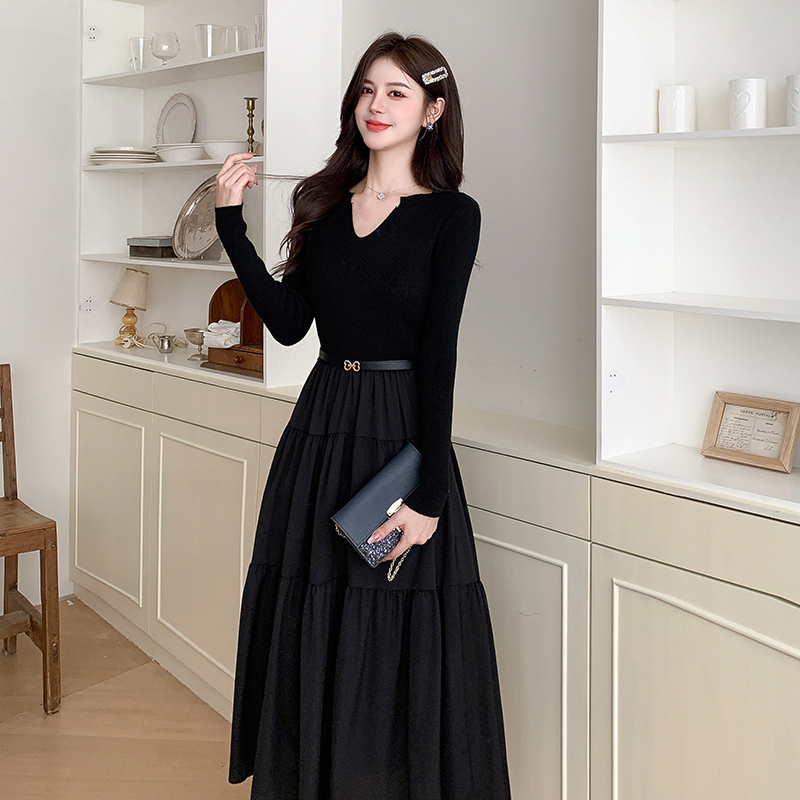 V-neck cake slim black pullover dress a set