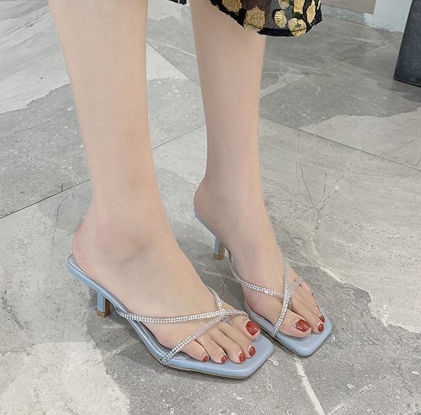 Fashion Korean style sandals summer square head slippers