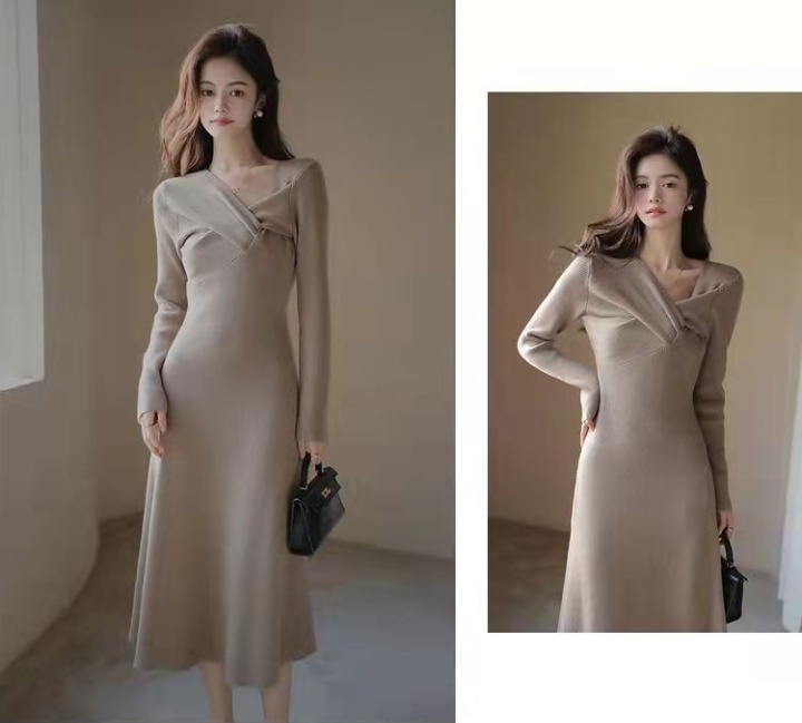 Exceed knee slim dress Hepburn style simple long dress