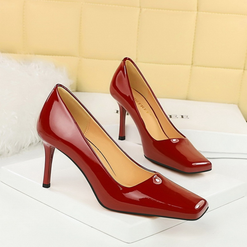 Square head low high-heeled shoes fashion glossy shoes