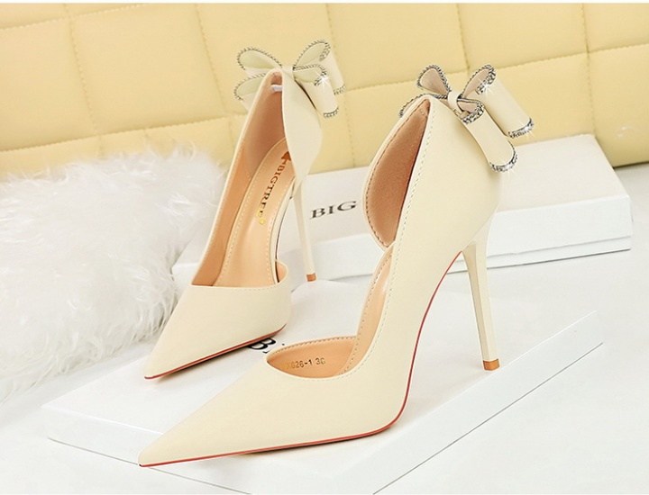 Banquet pointed high-heeled shoes low hollow shoes