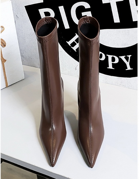 Low cylinder pointed women's boots banquet short boots