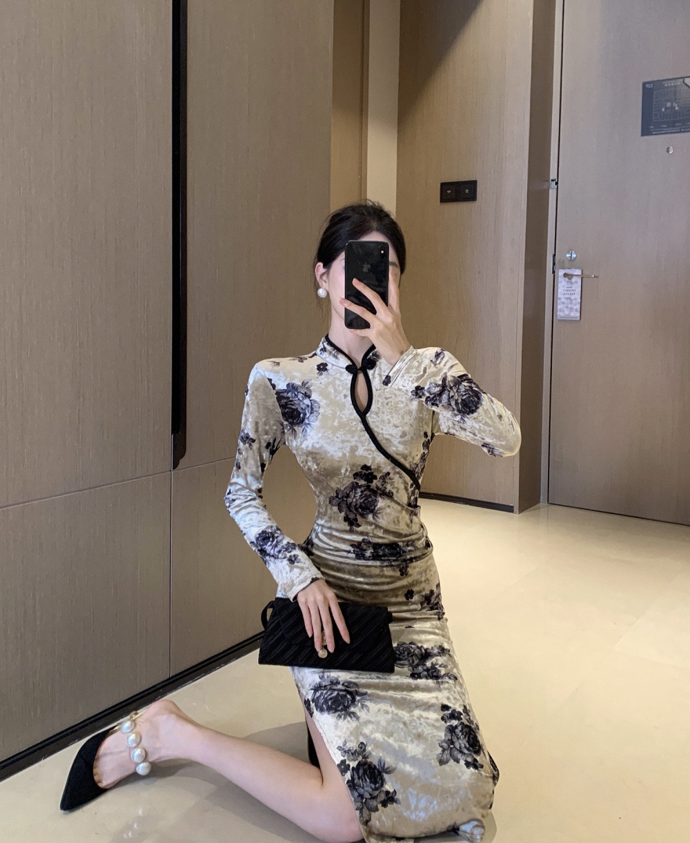 Elegant long velvet dress package hip retro cheongsam