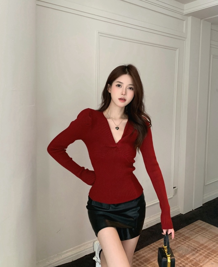 Simple knitted V-neck pit stripe pure sweater