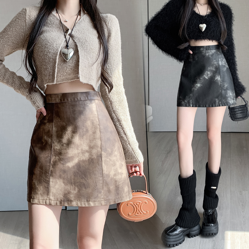 Niche A-line autumn and winter skirt PU ink short skirt