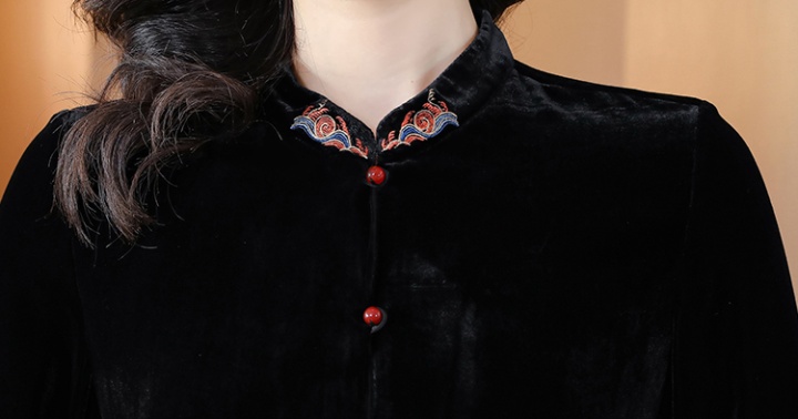 Silk retro tops real silk embroidery cheongsam for women
