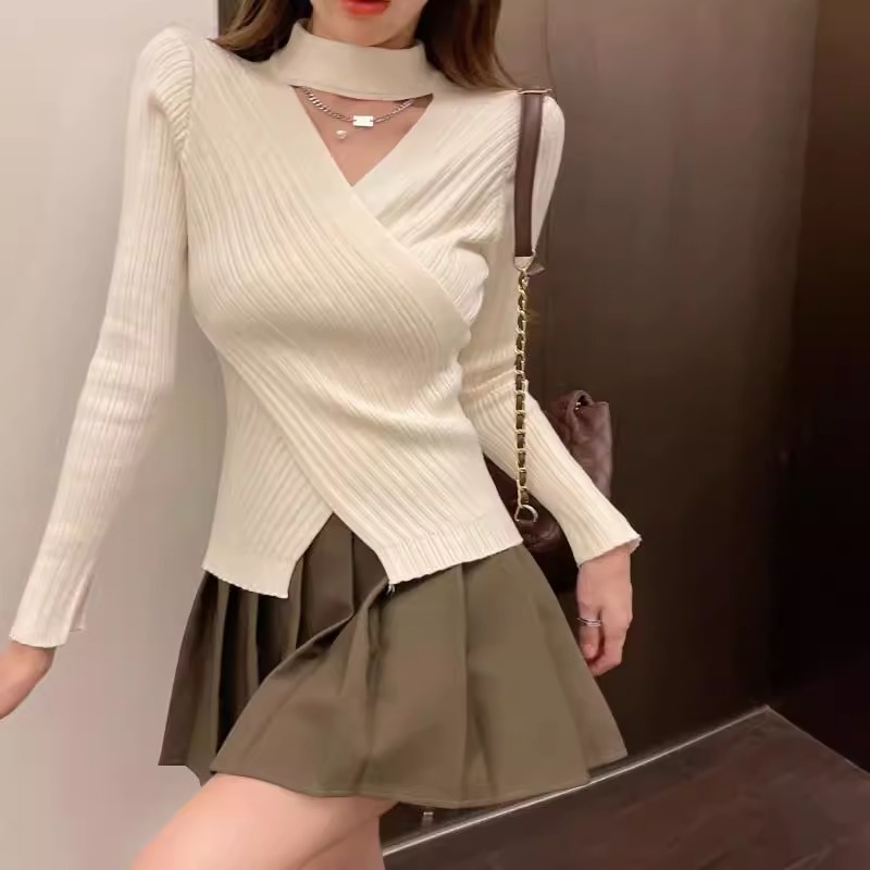 Autumn and winter V-neck bottoming shirt pure sweater