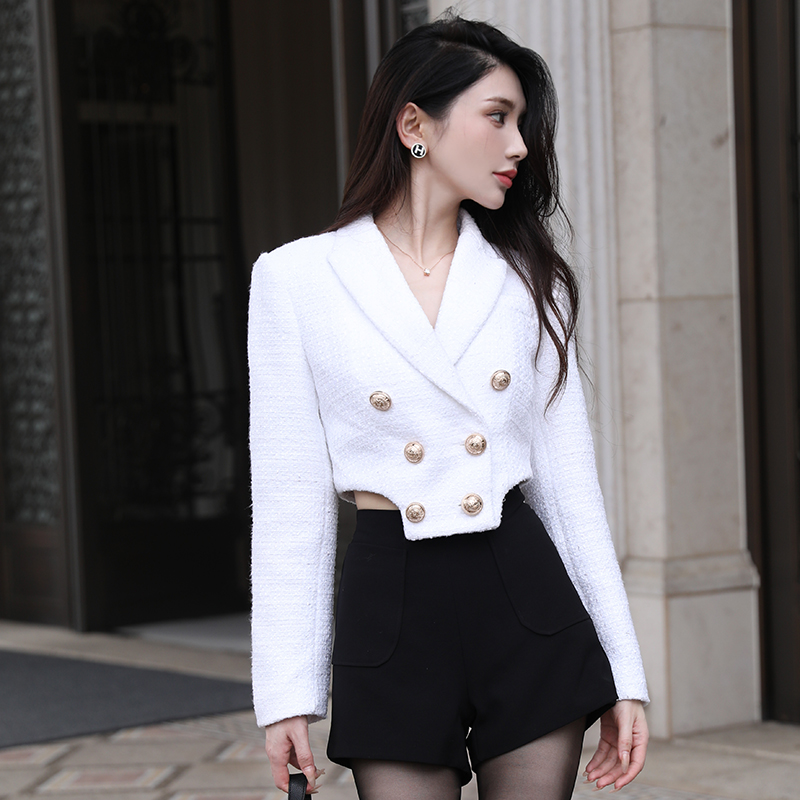 Short arc slim clipping white woolen coat for women